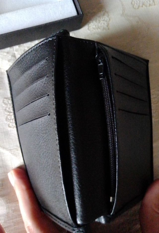 estuche bolígrafo y cartera balmain París nuevo.