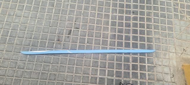 Audi Q3 embelledor cola aluminio maletero