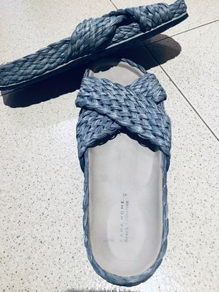 Sandalia HOMBRE, ZARA HOME de segunda mano por 18 EUR en Valencia en  WALLAPOP