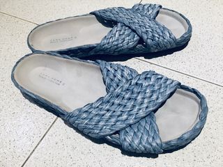 Sandalia HOMBRE, ZARA HOME de segunda mano por 18 EUR en Valencia en  WALLAPOP