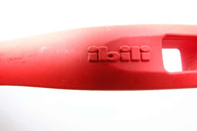 PASAPURES DE ACERO INOXIDABLE. MARCA IBILI 23 CM.