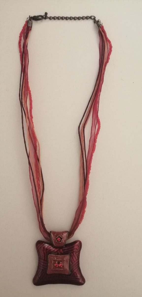 collar colgante