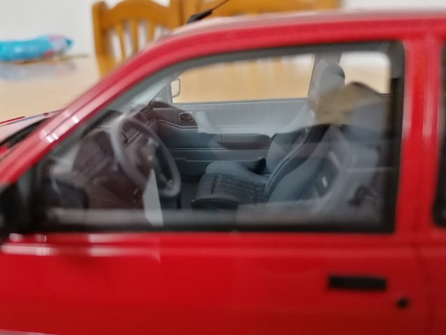 Ford fiesta rs turbo 1/18 OttO Mobile