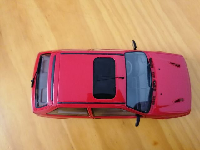 Ford fiesta rs turbo 1/18 OttO Mobile