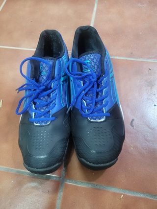 Zapatillas de Padel SOFTEE TALLA 45 de segunda mano por 25 EUR en Patos en  WALLAPOP