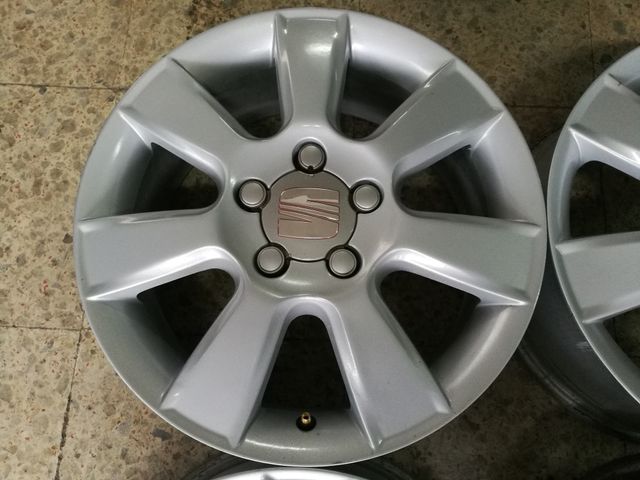 LLANTAS SEAT LEON 16