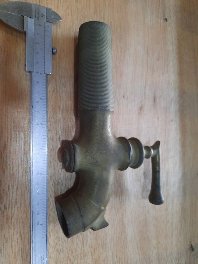 grifo barril en bronce