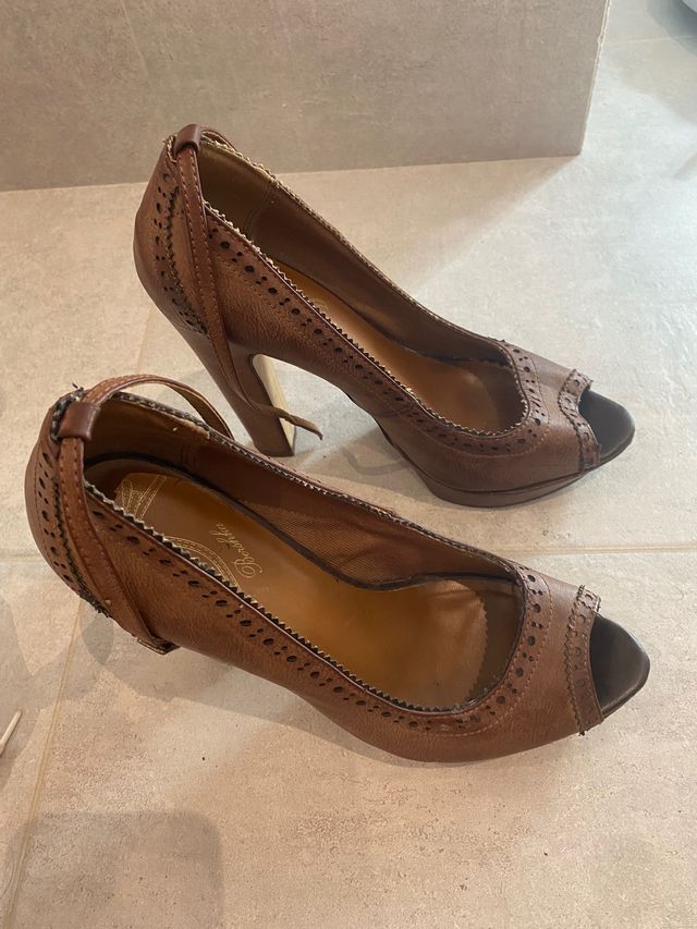 Zapatos marron Bershka n39