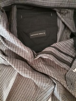 Pantalon hombre Purificacion García de segunda mano por 6 EUR en León en  WALLAPOP