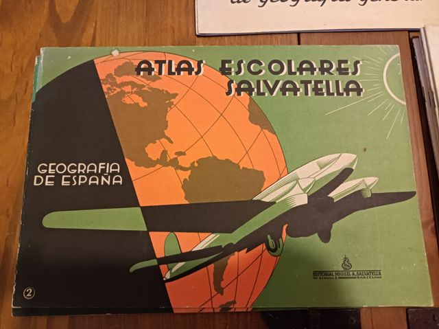 Atlas escolares antiguos Salvatella Vicens Vives