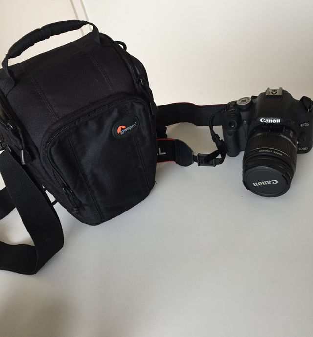 Cámara EOS 500 D (Poco uso)