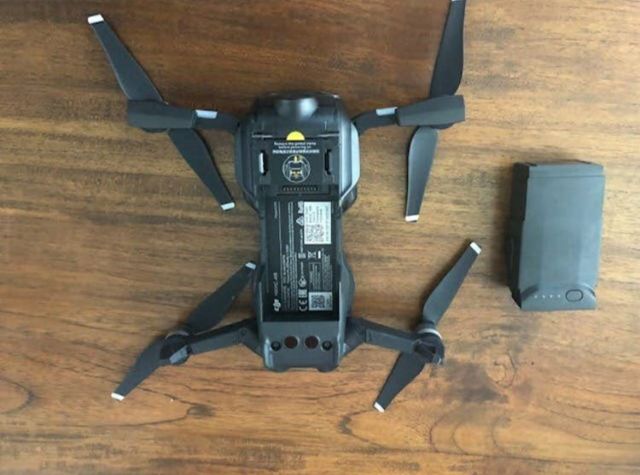 DRON DJI MAVIC AIR