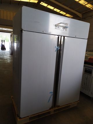 Nevera de congelación de 2 puertas de 1,48m