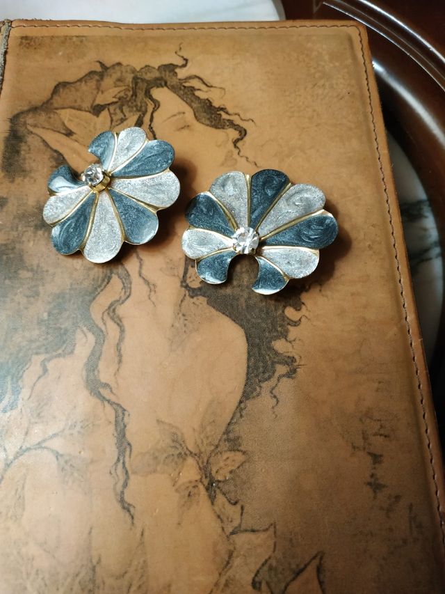 Pendientes vintage.