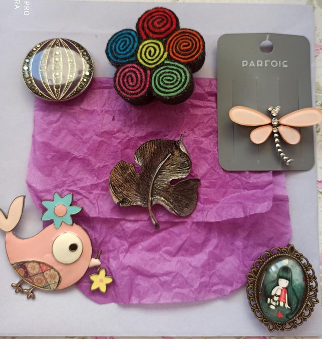 broches y pendientes 20 el conjunto .