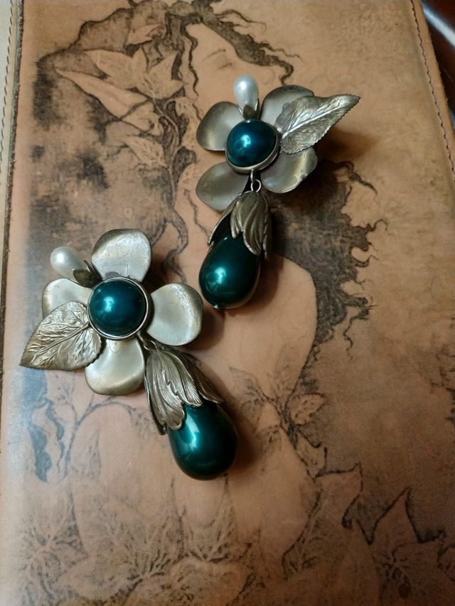 Pendientes antíguos.