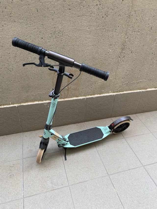 Patinete Oxelo Rueda 200mm y Suspension