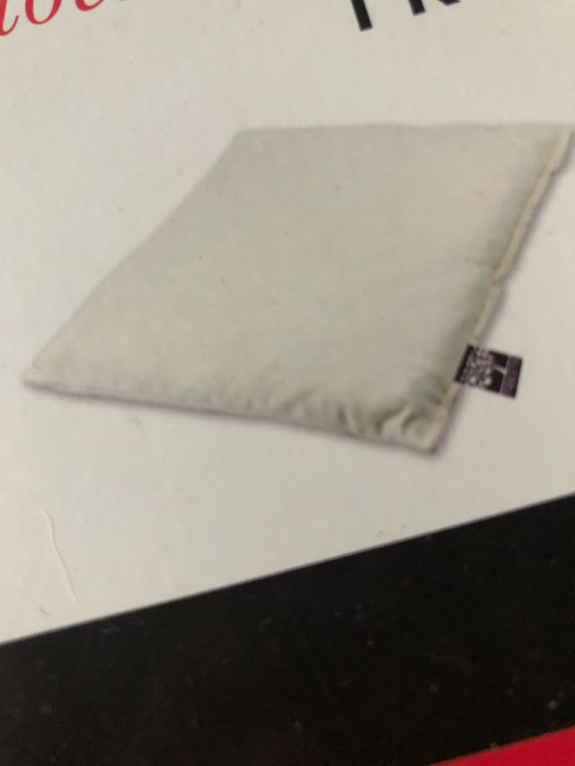 Cojín de huesos de ceresas