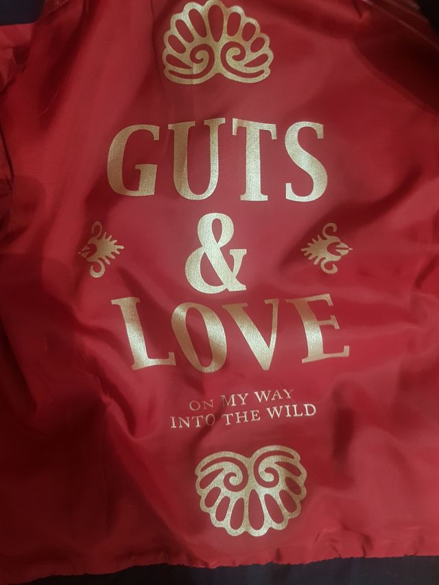 chaqueta Guts and Love