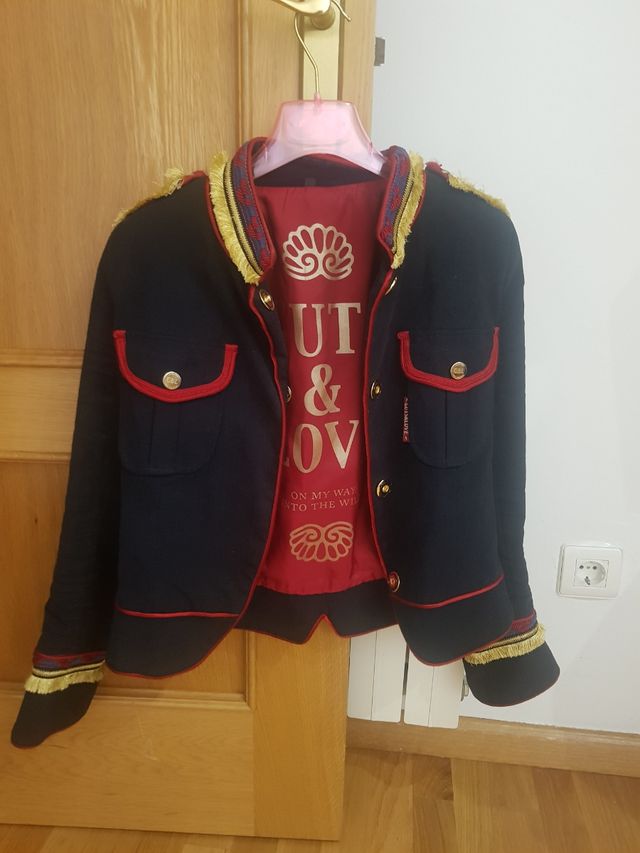 chaqueta Guts and Love