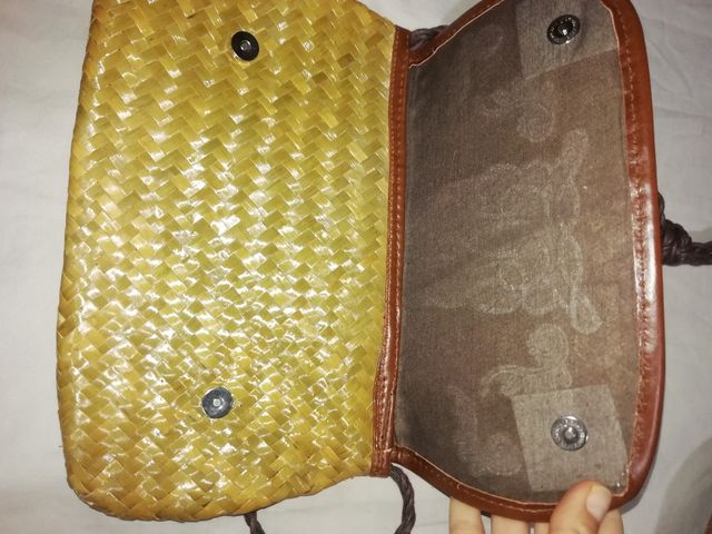 Conjunto vestido gasa y bolso mimbre