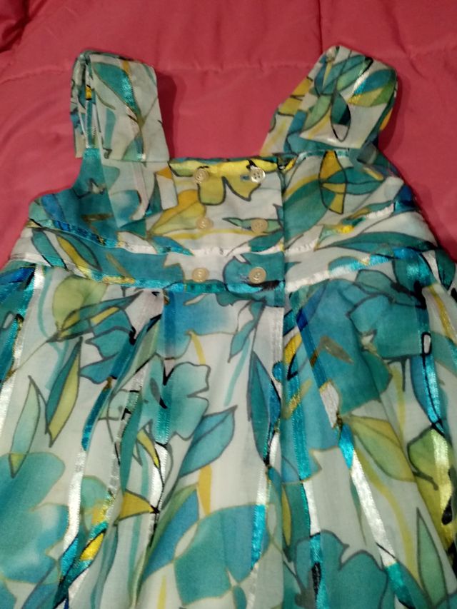 Vestido de ceremonia niña.