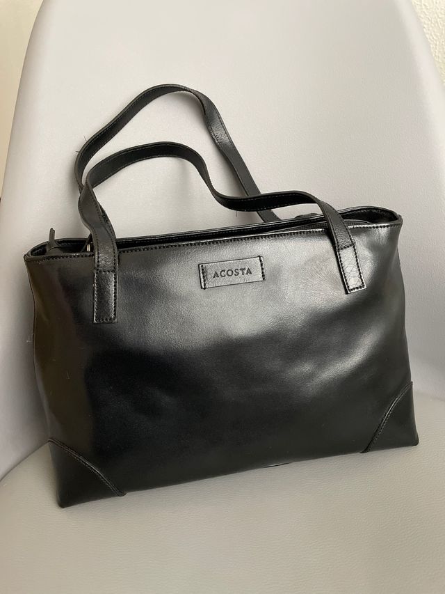 Bolso negro acosta