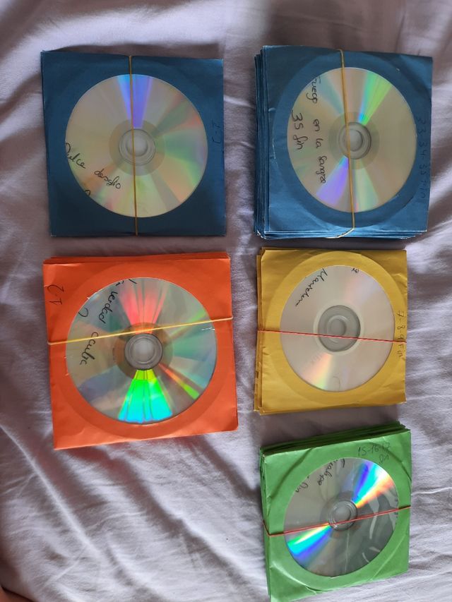 Series y telenovelas Colombianas y Mejicanas.