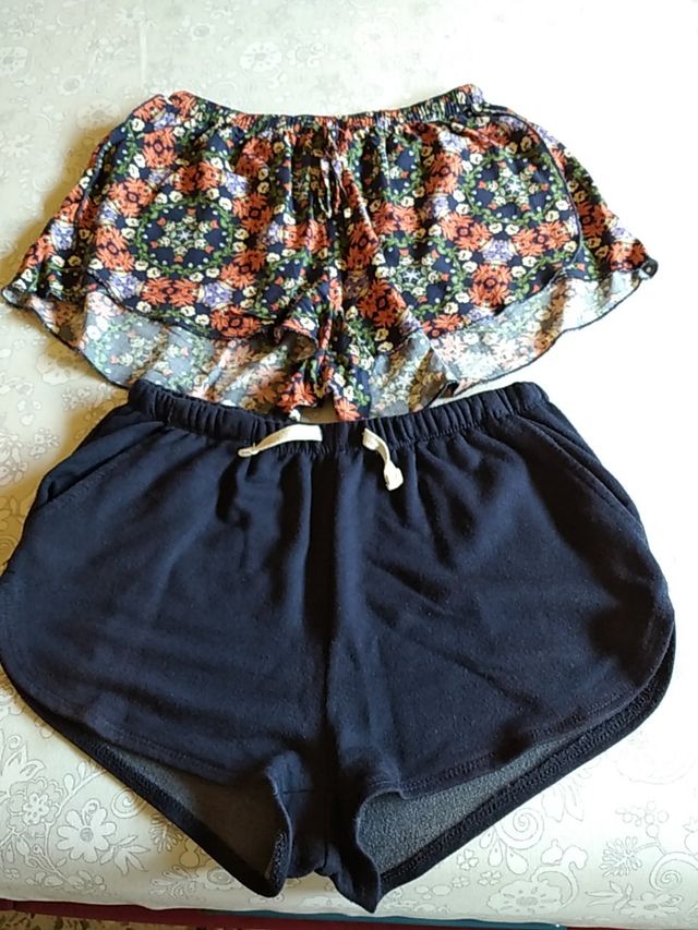 Lote dos pantalones cortos T/S según descripción