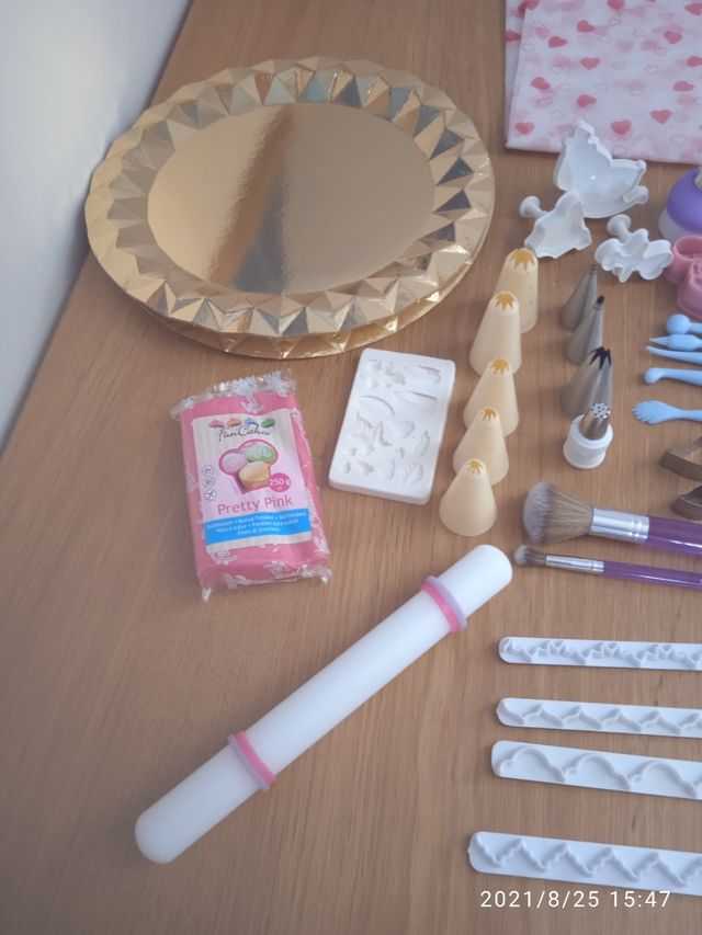 Lote  material fondant