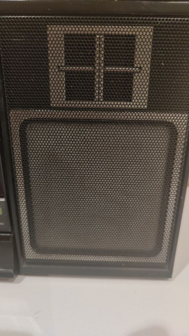 Rádio cassete Mitsubishi TX 67. Portátil Anos 80