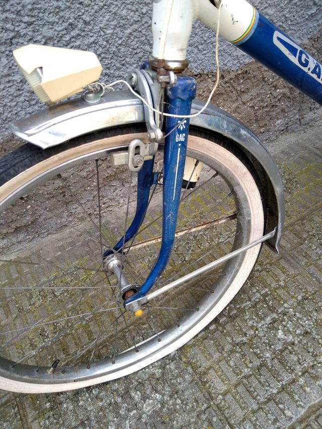 Bicicleta G.A.C. Mobylette azul