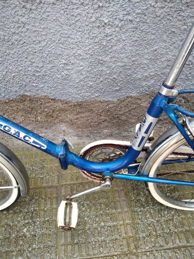 Bicicleta G.A.C. Mobylette azul