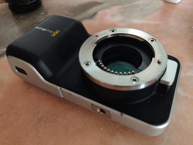 Blackmagic Pocket Cinema Camera + SD 12bit RAW - Forocoches