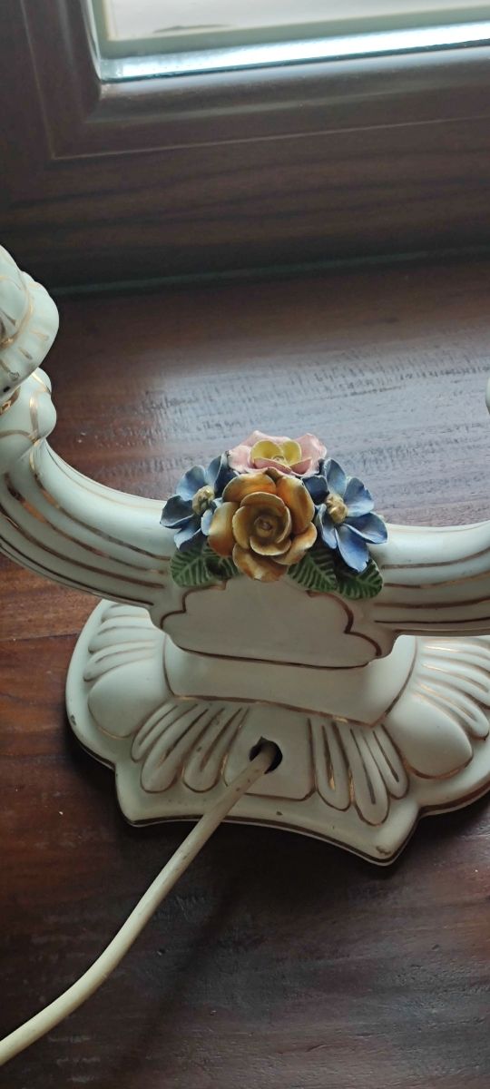 Lámpara sobremesa antigua