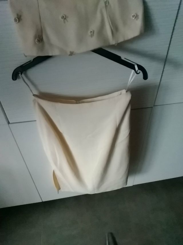 conjunto de falda , corsé y chaqueta