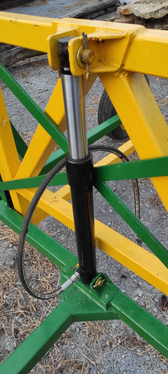 Remolque portabolos hidráulico