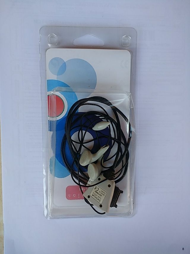 Auriculares Nokia.