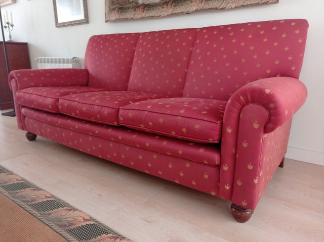 Attenzione all'offerta di divani!