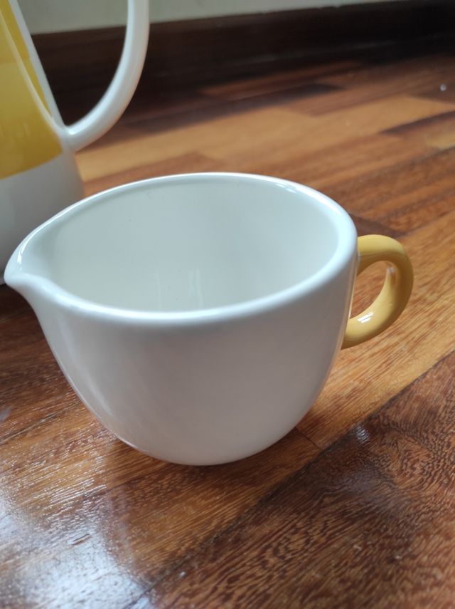 Juego de café nuevo a estrenar