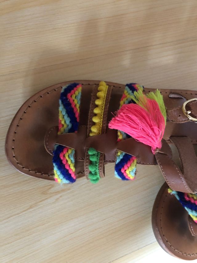 Sandalia niña, número 33