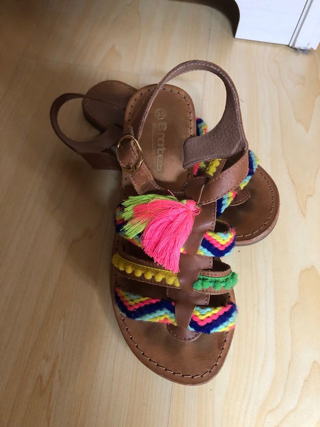 Sandalia niña, número 33