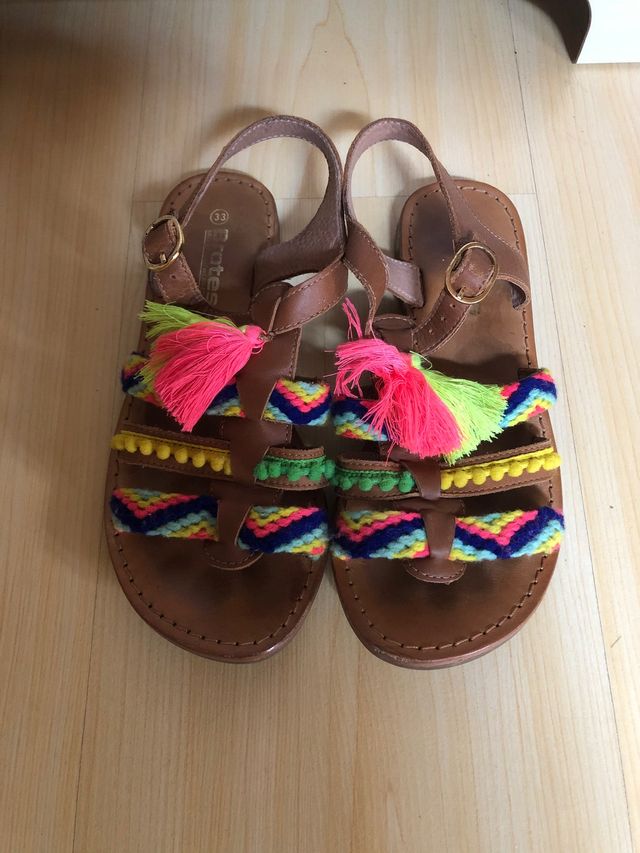 Sandalia niña, número 33
