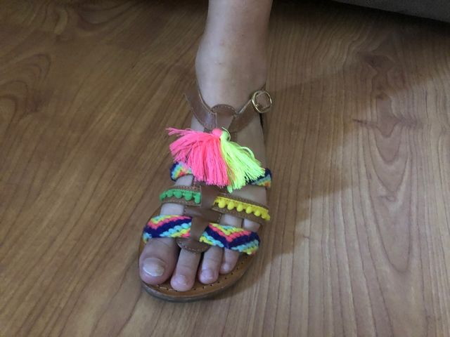 Sandalia niña, número 33