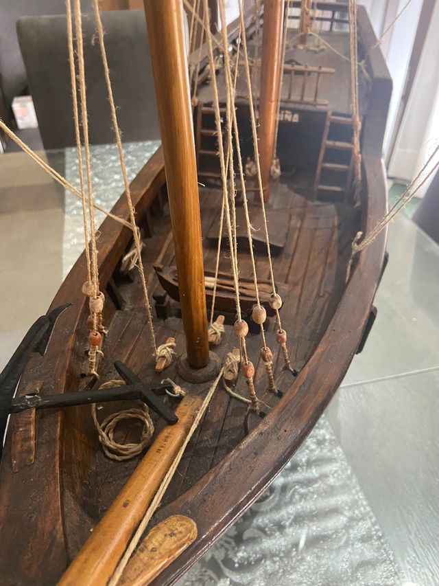 Barco ( La Niña ) réplica artesanal