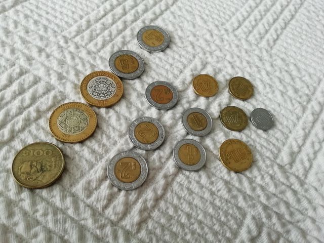 pesos mexicanos