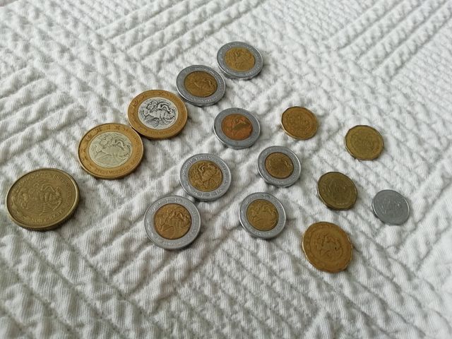 pesos mexicanos