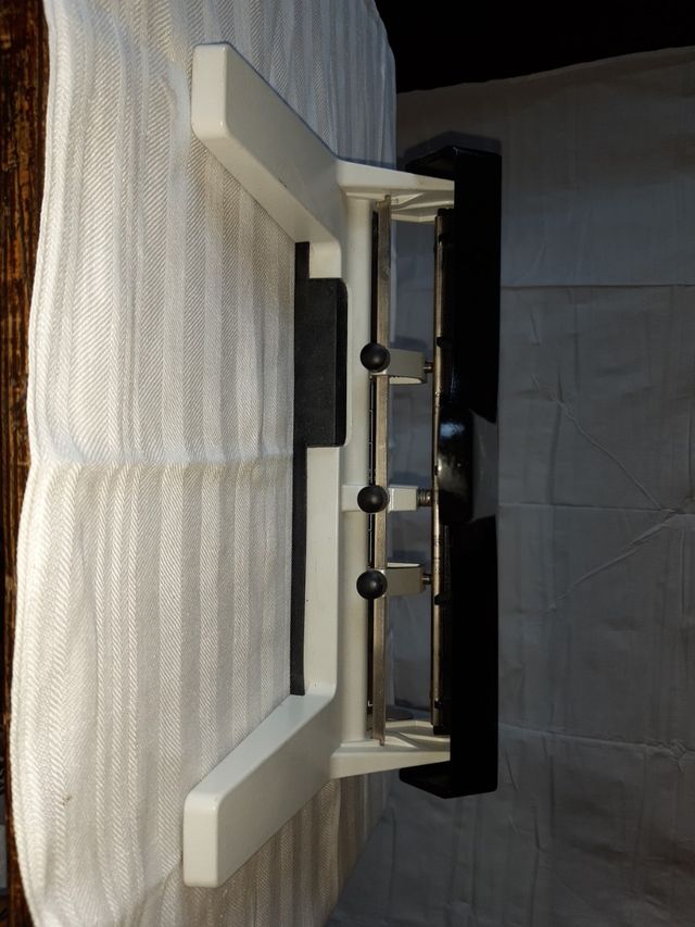 ¡OCASION! Perforadora de papel.