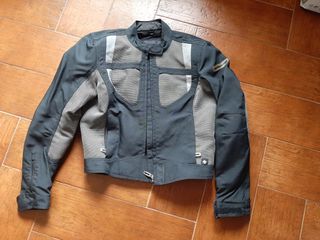 CHAQUETA BMW AIRFLOW 3 de segunda mano por 150 EUR en A Moureira en WALLAPOP