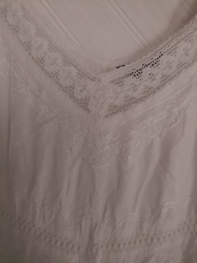 Vestido crochet blanco.